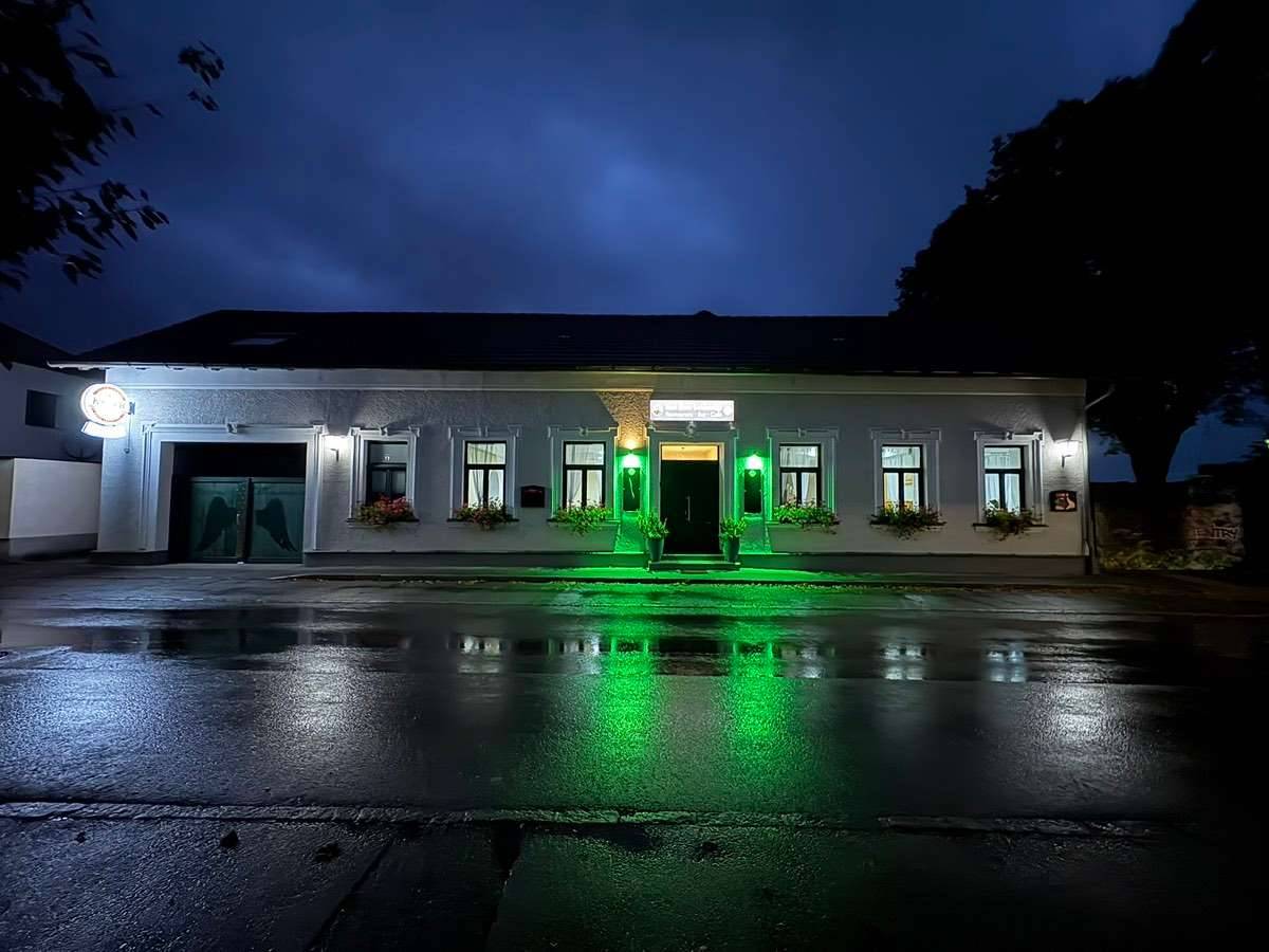 Schönes und voll ausgestattetes Restaurant zu vermieten - sofort starten!, Petzenkirchen