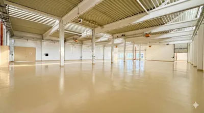 Gewerbeimmobilie kaufen in Sankt Pölten – 3 057 m², € 2.800.000 – Bild 2 von 19
