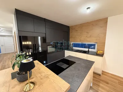 5-Zimmer-Immobilie kaufen in Wels-Land – 150 m², € 889.000 – Bild 2 von 6