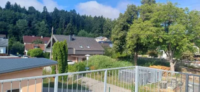 Generalsanierte DG - Terassenwohnung / 1 Schlafzimmer / mit Kleingarten und 2 Parkplätzen, photo 2