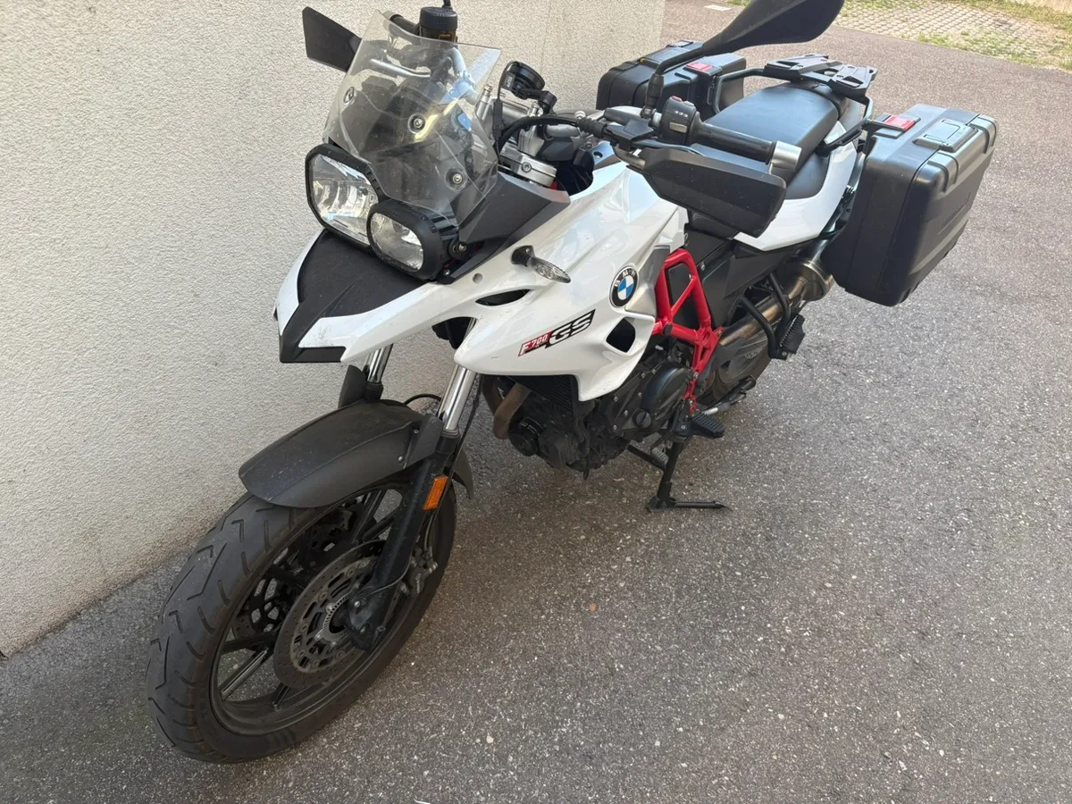 BMW F 700