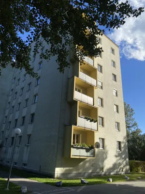 3-Zimmer-Wohnung mieten in Krems an der Donau – 82,43 m², € 866 – Bild 2 von 2