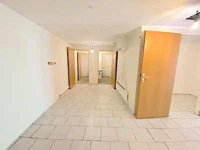 2-Zimmer-Gewerbeimmobilie mieten in Wien – 137,71 m², € 1.295 – Bild 23 von 25