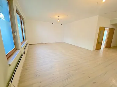 2-Zimmer-Gewerbeimmobilie mieten in Wien – 137,71 m², € 1.295 – Bild 18 von 25