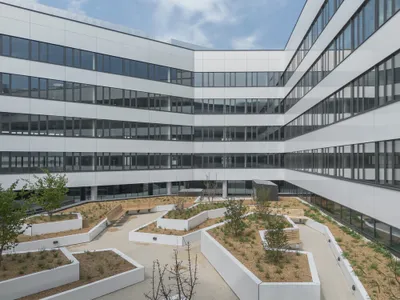 Gewerbeimmobilie mieten in Wien – 34 500 m², € 8 – Bild 2 von 21