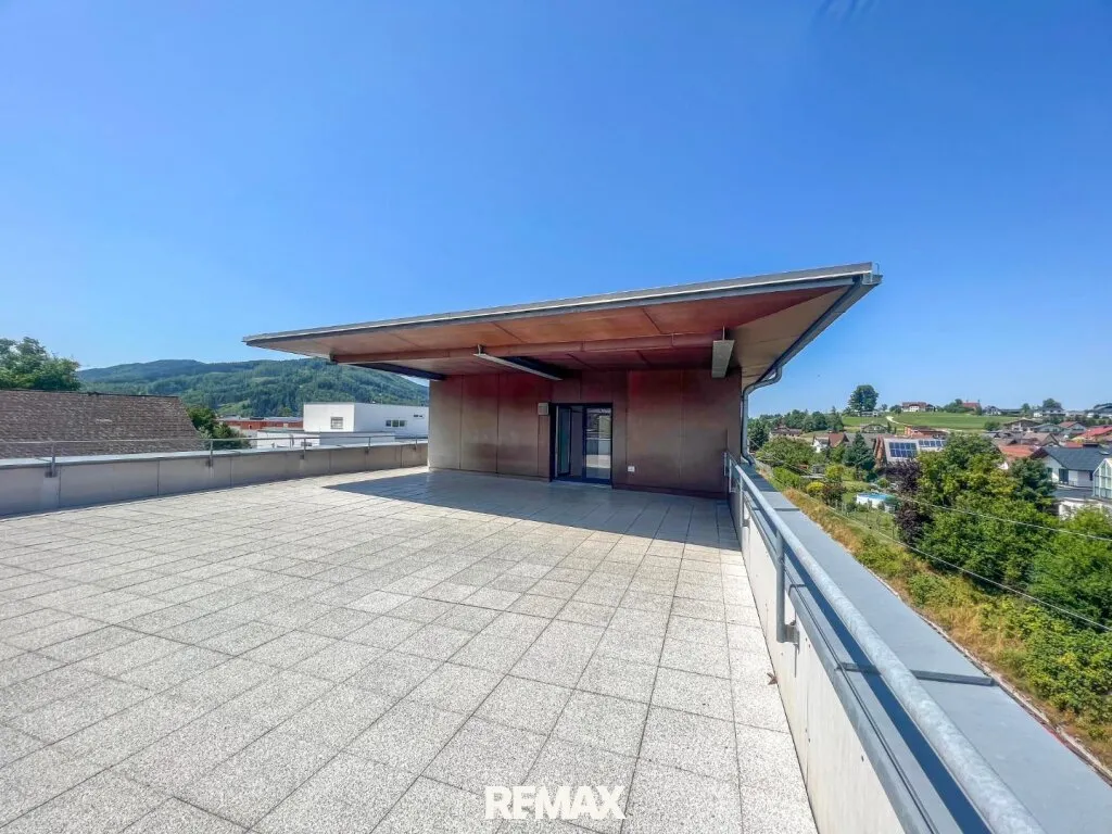 Großzügige Dachgeschoss-Wohnung mit toller Terrasse in Pinsdorf - Ansicht 2