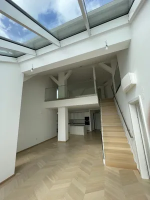 181 m² LUXURIÖSE DACHGESCHOSS-WOHNUNG -- BALKON -- KLIMA -- EXTRA STUDIO/BÜRO -- 2 EINGÄNGE! – Bild 3