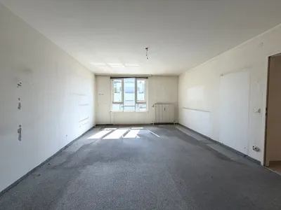 RENOVIERUNGSBEDÜRFTE Wohnung - sofort verfügbar | Nähe U6