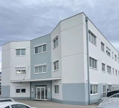 3-Zimmer-Gewerbeimmobilie mieten in Baden – 72 m², € 1.023