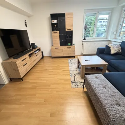 2-Zimmer-Wohnung mieten in Linz – 45 m², € 753 – Bild 2 von 12