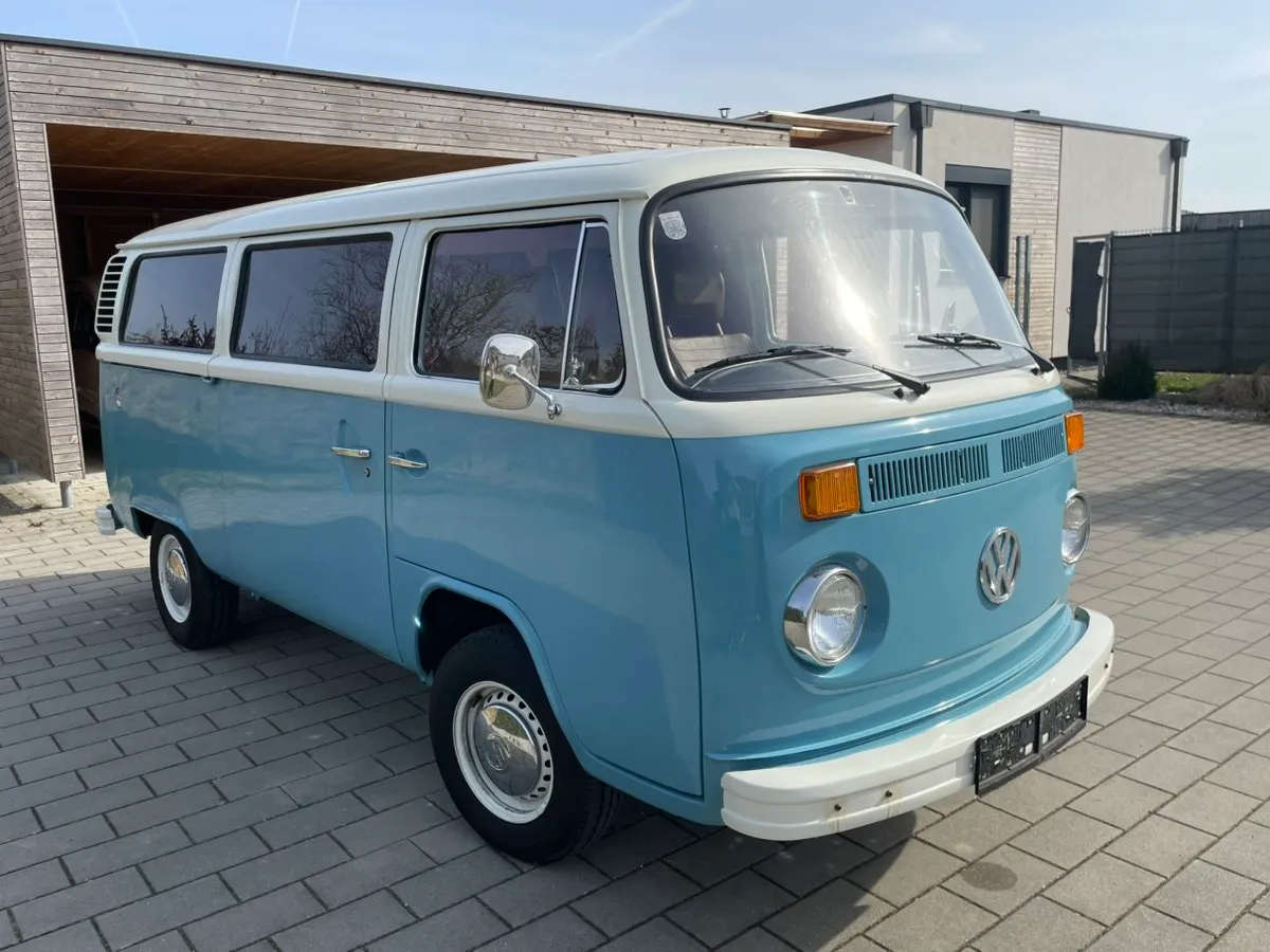 VW T2 Camper, Benziner, mit Anhängerkupplung