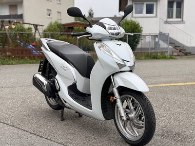 Honda SH 300i Scooter SH300i