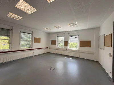 Gewerbeimmobilie mieten in Wien – 300 m², € 3.300 – Bild 3 von 8