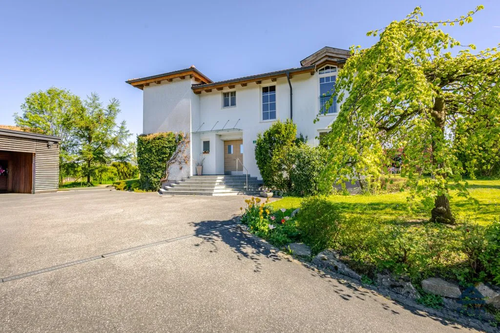 Einzigartige Wohlfühloase mit Sauna und Weitblick - Wallersee - Ansicht 3