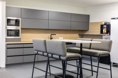 Gewerbeimmobilie mieten in Wien – 1 250 m² – Bild 2 von 6