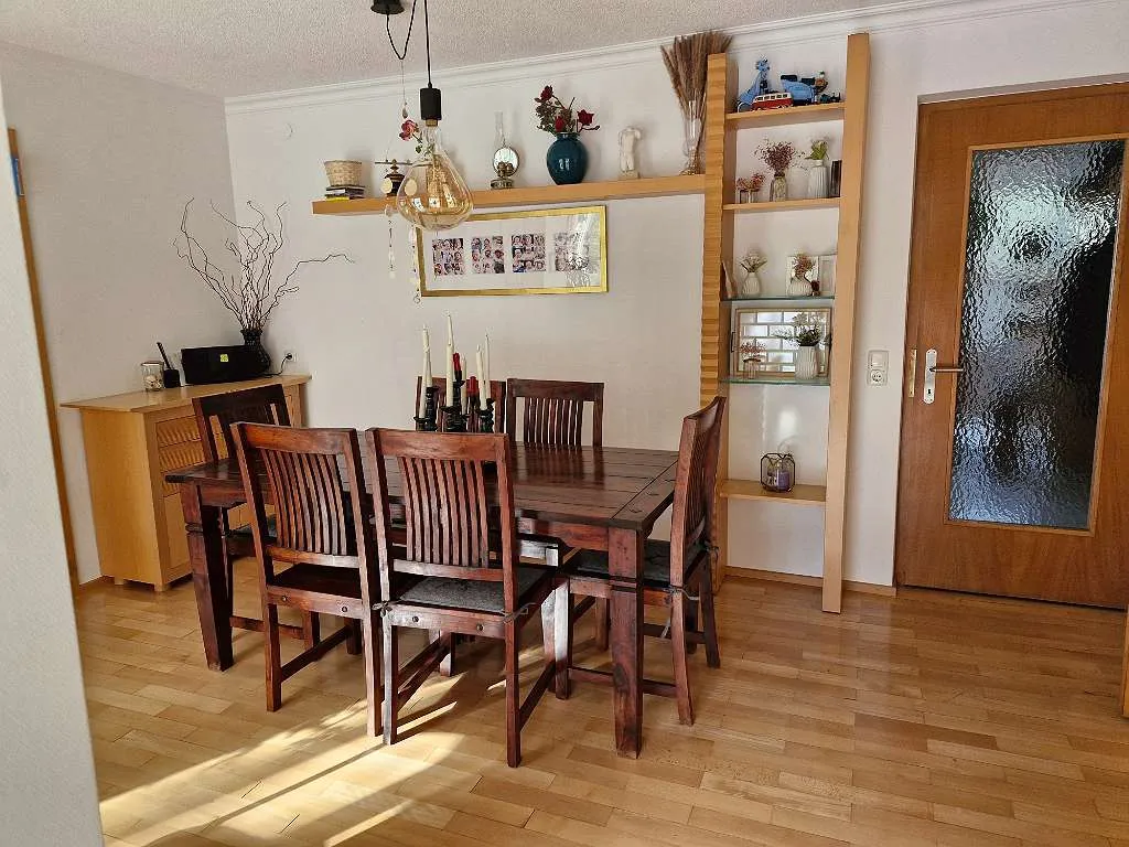Große Familienwohnung mit Pool und Bergblick! - Ansicht 3