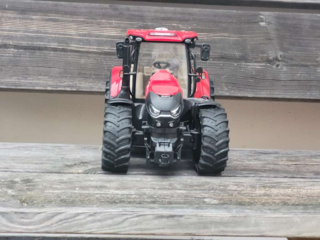 Bruder Case Traktor, € 10,- (3376 Karlsbach) - willhaben