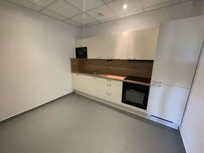 2-Zimmer-Gewerbeimmobilie mieten in Baden – 69 m², € 895 – Bild 9 von 9