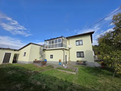 7-Zimmer-Haus kaufen in Gmunden – 115 m², € 324.000 – Bild 2 von 20