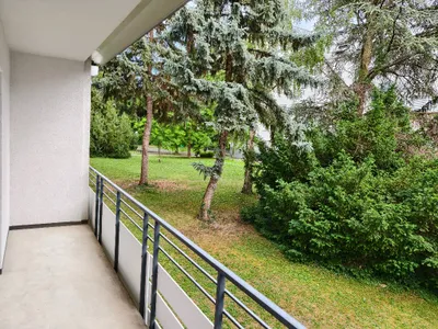 Ruhig wohnen im Grünen - sonnige Neubauwohnung mit Terrasse – Bild 3