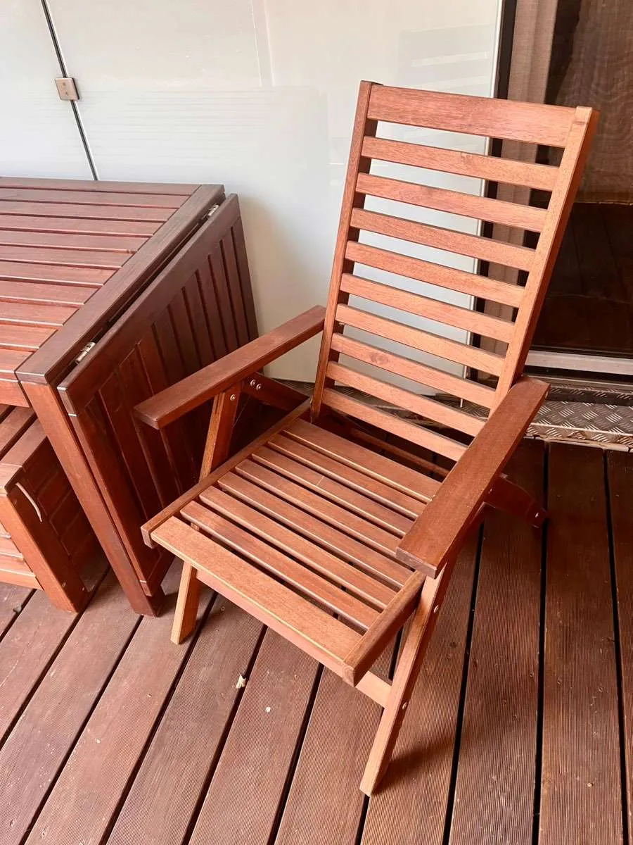IKEA ÄPPLARÖ Gartenset - großer ausziehbarer Tisch + 2 Stühle + 2 Bänke, € 349,- (6250 Kundl)
