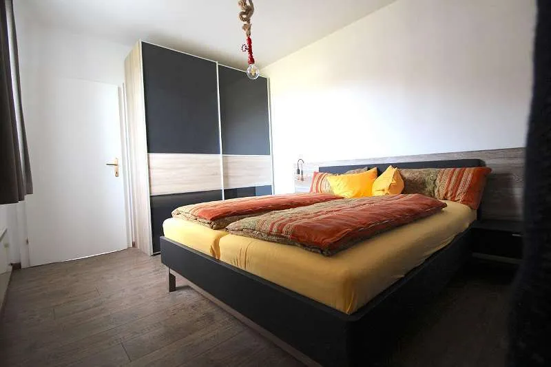 Hochwertige 3 Zimmer-Wohnung | Balkon | Parkplatz | Süd - Ost - West - Ansicht 3