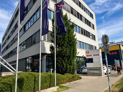 Gewerbeimmobilie mieten in Wien – 230 m², € 15 – Bild 2 von 2
