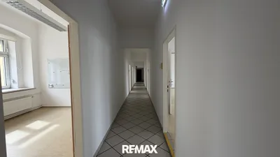Gewerbeimmobilie mieten in Sankt Pölten – 351 m², € 4.571 – Bild 11 von 36