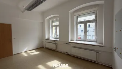 Gewerbeimmobilie mieten in Sankt Pölten – 351 m², € 4.571 – Bild 2 von 36