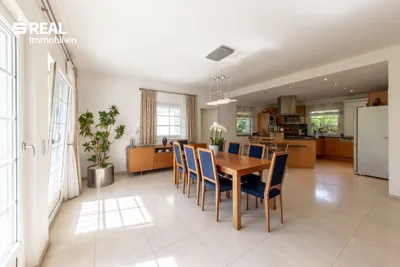 7-Zimmer-Haus kaufen in Baden – 241 m², € 2.150.000 – Bild 2 von 21