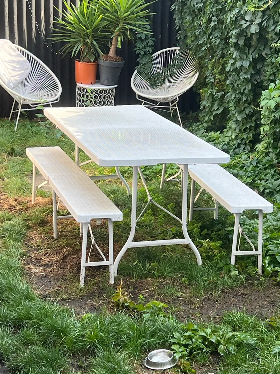 Garten Tischgarnitur, € 50,- (1220 Wien)