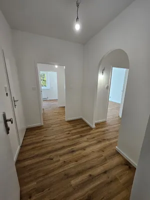 2-Zimmer-Wohnung mieten in Baden – 67 m², € 990 – Bild 11 von 19