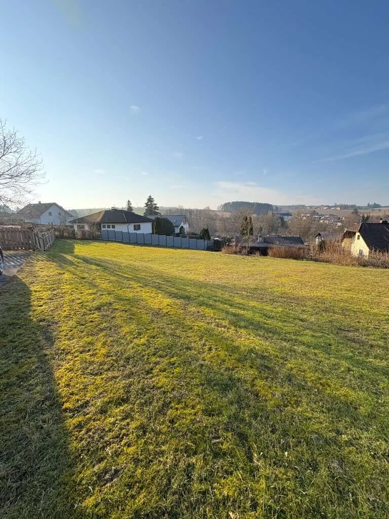 Baugrundstück im Grünen mit einzigartiger Aussicht! Ihr Platz für Ihr Traumhaus in 4616 Weißkirchen - OHNE BAUZWANG - Ansicht 2