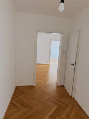 2-Zimmer-Wohnung kaufen in Wels – 83 m², € 195.000 – Bild 12 von 19