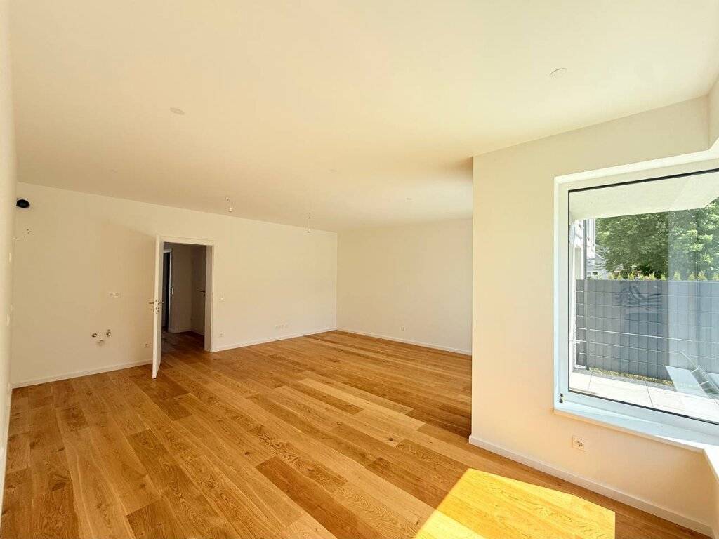 ERSTBEZUG-REIHENHAUS mit Eigengarten und 2 Parkplätze - modernes Wohnen auf höchstem Niveau – pohled 2