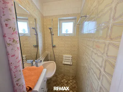 3-Zimmer-Haus kaufen in Mistelbach – 145 m², € 279.000 – Bild 8 von 28