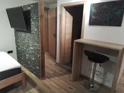 1-Zimmer-Wohnung mieten in Kitzbühel – 28 m², € 590 – Bild 5 von 9