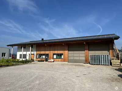 Gewerbeimmobilie mieten in Vöcklabruck – 77 m², € 7.200 – Bild 2 von 17