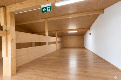 Gewerbeimmobilie mieten in Vöcklabruck – 77 m², € 7.200 – Bild 10 von 17
