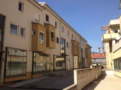 4-Zimmer-Wohnung mieten in Bruck-Mürzzuschlag – 129,86 m², € 1.534 – Bild 2 von 3