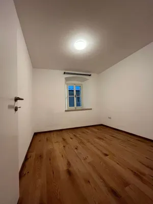 4-Zimmer-Gewerbeimmobilie kaufen in Hallein – 46 m², € 240.000 – Bild 3 von 10