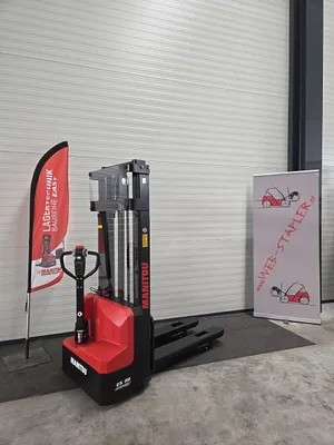 Manitou Hochhubwagen Gabelstapler