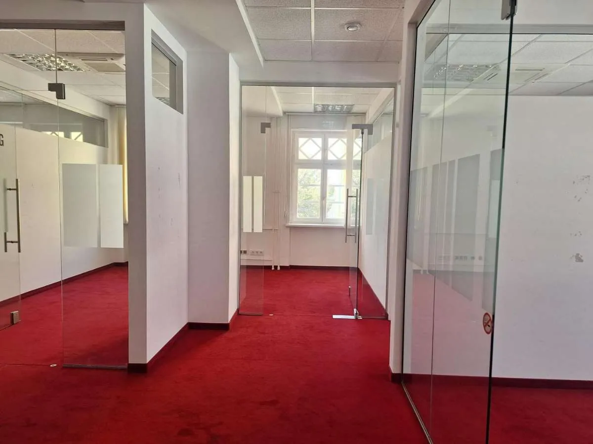 Bürofläche im 1. Obergeschoss eines Altbaugebäudes - Ansicht 3
