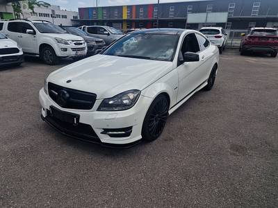 Mercedes-Benz C-Klasse C 250 AMG-Line Facelift Sportwagen Coupé
