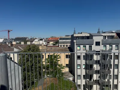 Erstbezug: City-Penthouse Dachgeschosswohnung mit 12 m² Balkon und Blick über Wien ab 1.05.2026 – Bild 3