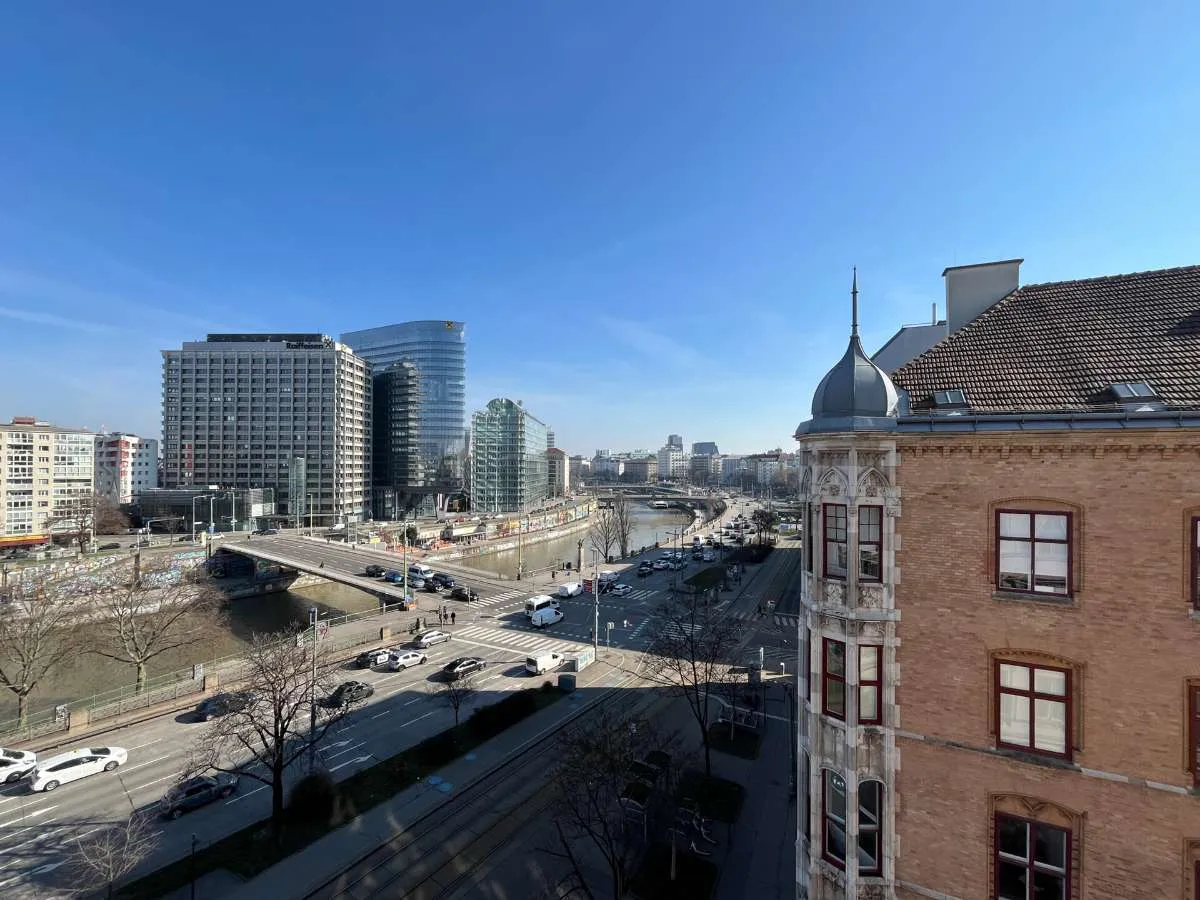 Generalsanierte, helle 4-Zimmer-Altbauwohnung mit Ausblick - zu mieten in 1010 Wien - Ansicht 2