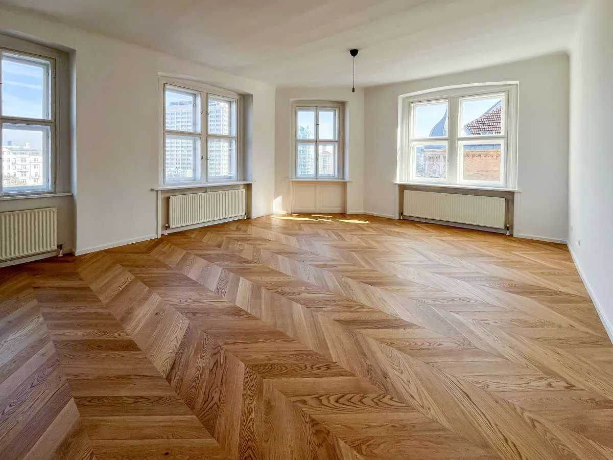 Generalsanierte, helle 4-Zimmer-Altbauwohnung mit Ausblick - zu mieten in 1010 Wien - Ansicht 3