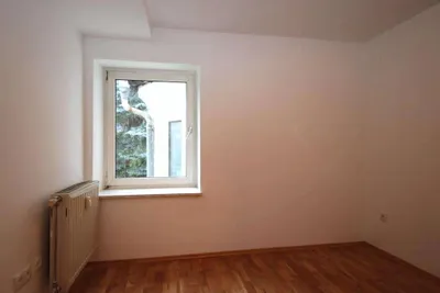 1-Zimmer-Wohnung mieten in Leoben – 19 m², € 270 – Bild 3 von 5