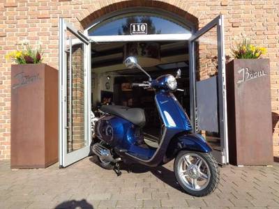 Vespa Primavera 50 FL