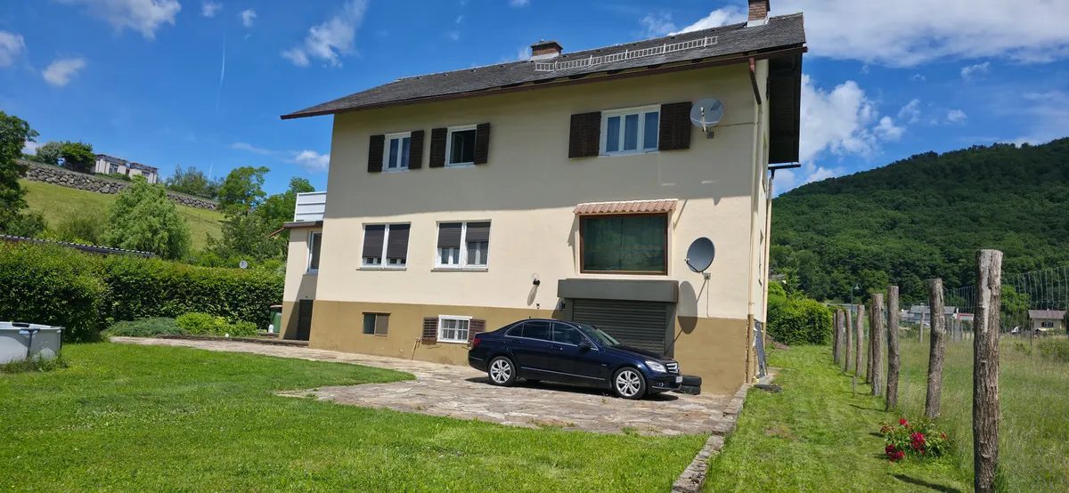 Bad Gleichenberg - Ruhelage nahe Kurpark: Einfamilienhaus mit großem Grundstück - Widok 3
